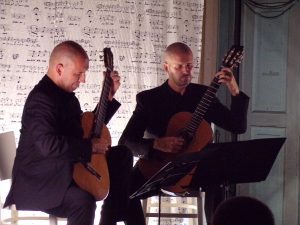 Contrasti - Duo Bonfanti con chitarre moderne 1
